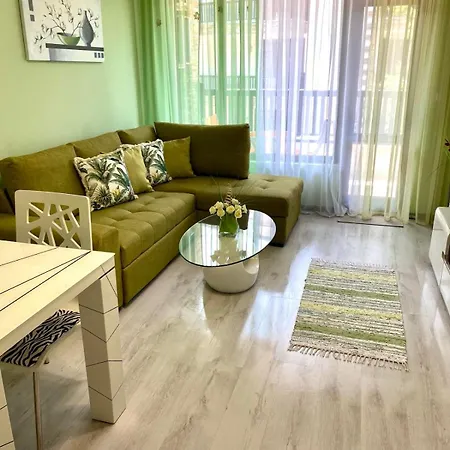 Lines Apartment Primorsko