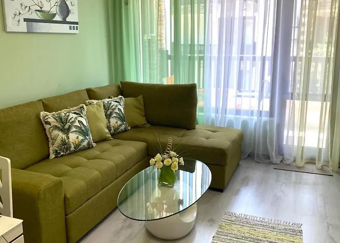 Lines Апартаменты Приморско